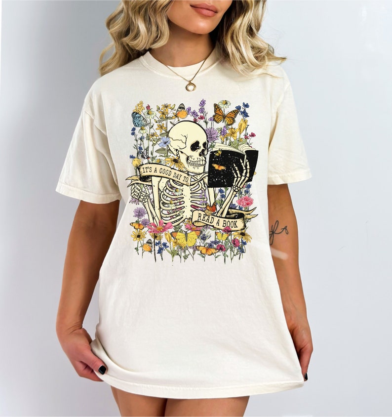 Skull Wildflower Print Halloween T-shirt